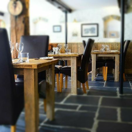 The Old Mill House Bed and Breakfast Padstow Eksteriør billede