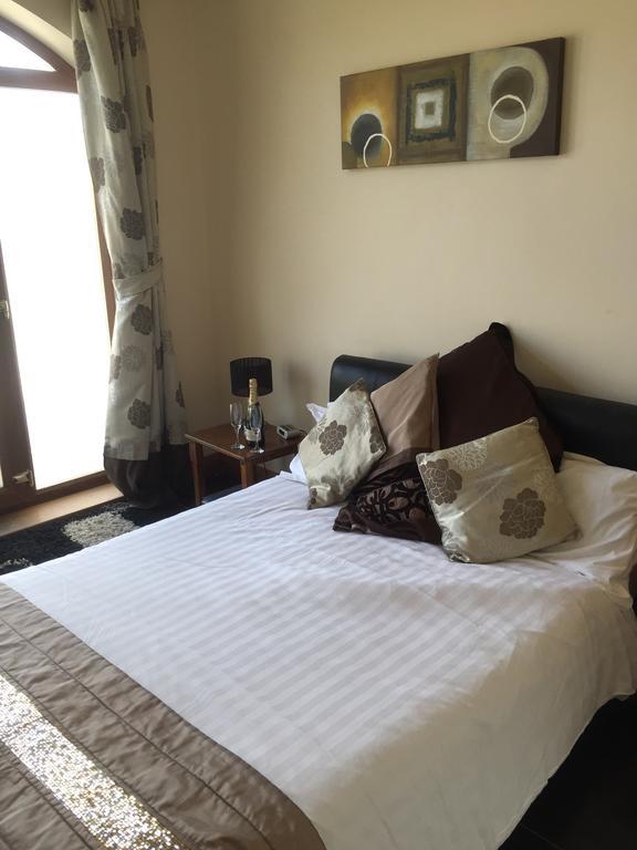 The Old Mill House Bed and Breakfast Padstow Eksteriør billede