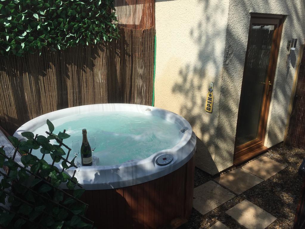 The Old Mill House Bed and Breakfast Padstow Eksteriør billede