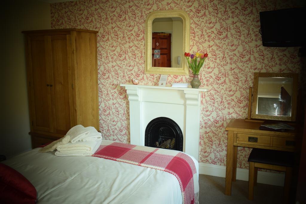 The Old Mill House Bed and Breakfast Padstow Eksteriør billede