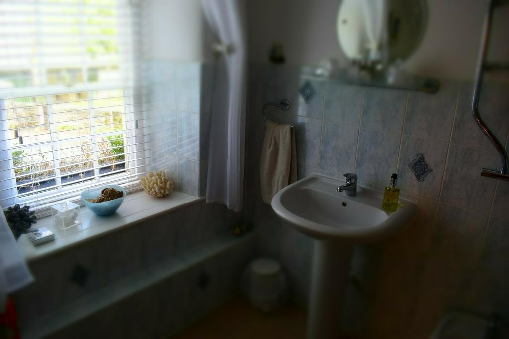 The Old Mill House Bed and Breakfast Padstow Eksteriør billede