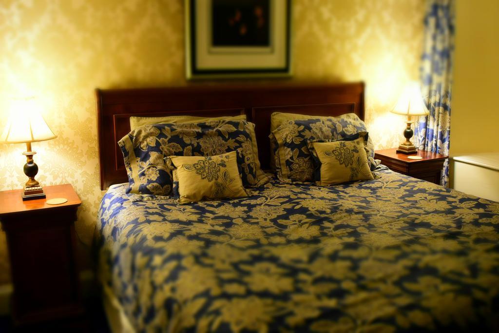 The Old Mill House Bed and Breakfast Padstow Eksteriør billede